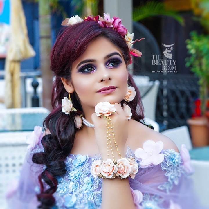 Engagement Artist in Delhi